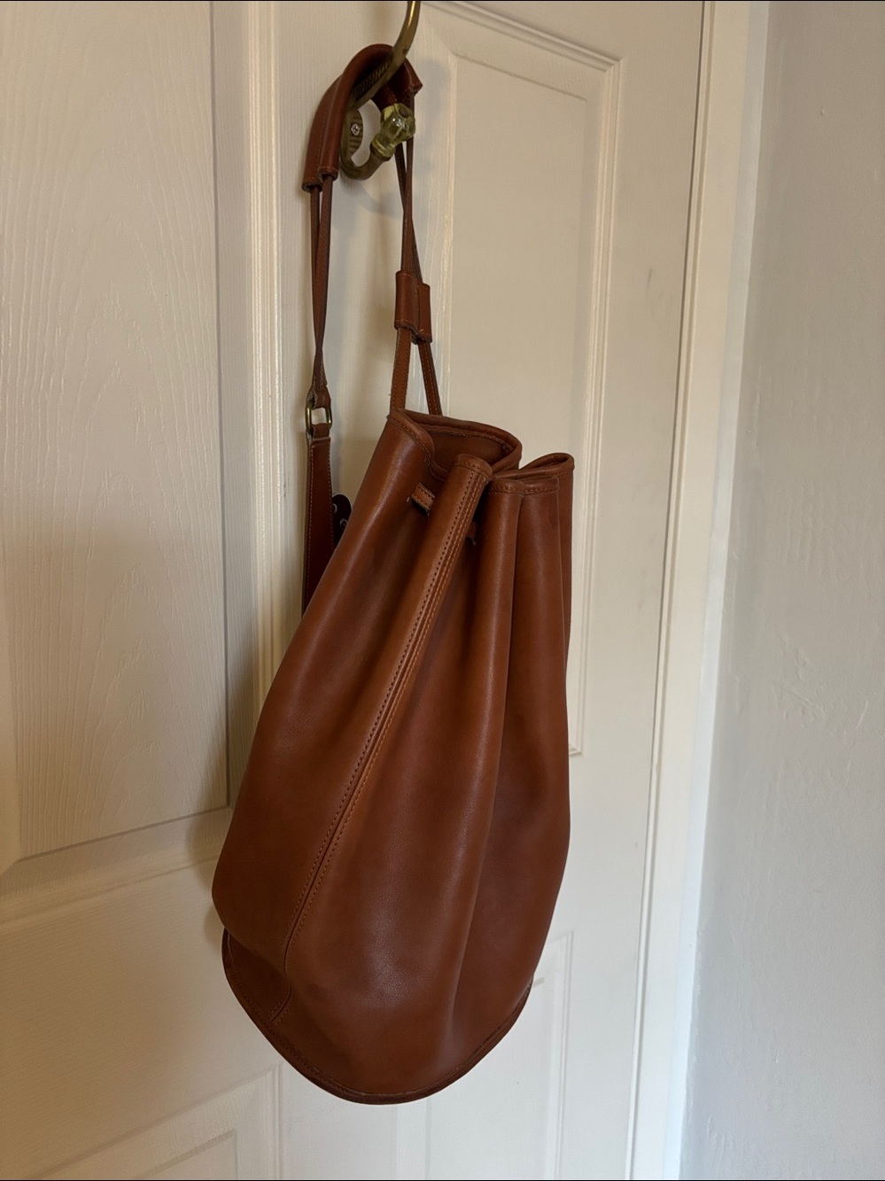 Vintage Coach Leather Drawstring Bucket Bag - Women's Shoulder Tote - Picture 2 of 5